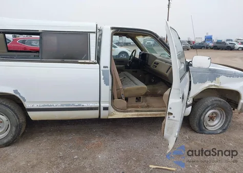 1988 Chevrolet Gmt-400 C1500 из США, поврежденный, VIN 1GCDC14K2JZ120387